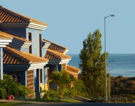 Costa del Sol Prestigieuses maisons 3 chambres dans un domaine privé et sécurisé. Cikonio