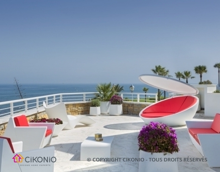 Costa del Sol Bien de prestige ! Penthouses 2 chambres en bord de mer entre Estepona et Sotogrande. Cikonio