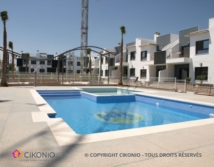 Costa Blanca Très belle résidence proposant des appartements 2 chambres et 2 piscines communes. Cikonio